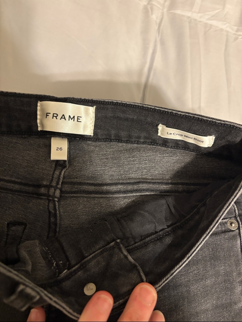 FRAME Le Crop Mini Boot Jeans in Washed Black
